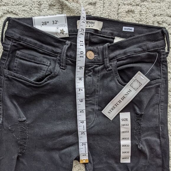 NWT DENIM GOLD black high rise distressed jeans size 28x32 - Picture 8 of 13